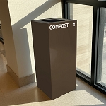 Geocube in Brown w/Compost Decal | 26 Gal